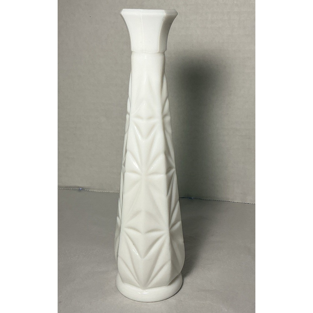 Vintage 1960-1974 MCM Starburst Prism Hoosier Milk Glass Bud 9 In. Vase MINT!